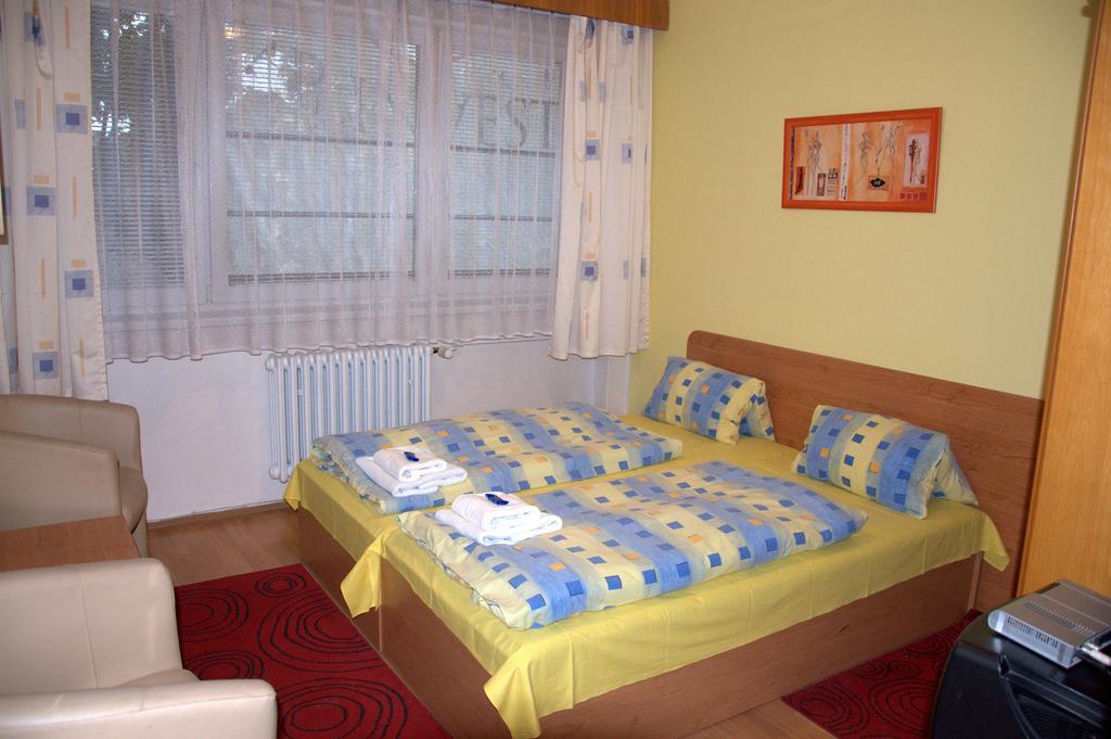 Hotel Komarov Brünn Zimmer foto